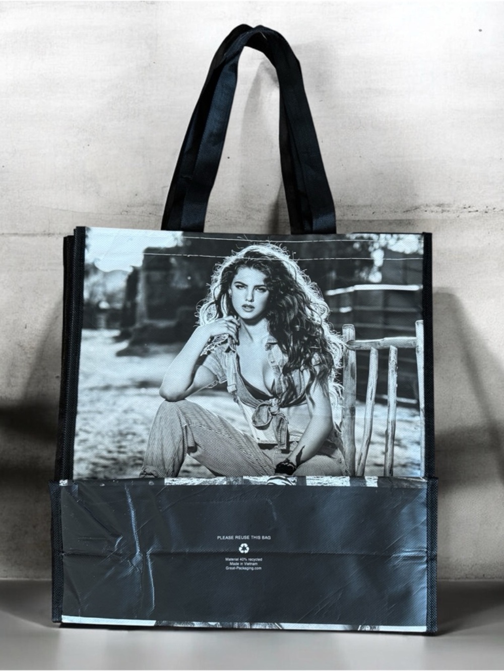 GUESS JLo Limited Edition Reusable Tote Bag - Picture 5 of 8